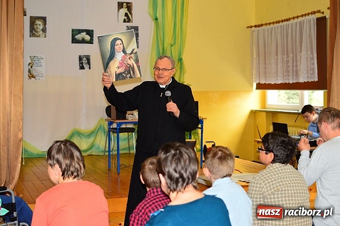 Zdjęcie w galerii na portalu naszraciborz.pl: Festiwal Pozytywnych Wartości w Bieńkowicach wiadomości z regionu