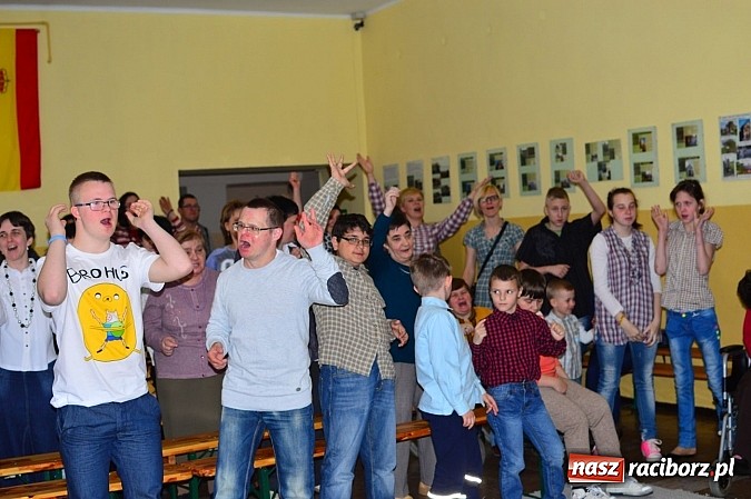 Zdjęcie w galerii na portalu naszraciborz.pl: Festiwal Pozytywnych Wartości w Bieńkowicach wiadomości z regionu