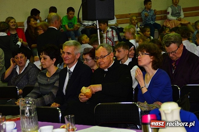 Zdjęcie w galerii na portalu naszraciborz.pl: Festiwal Pozytywnych Wartości w Bieńkowicach wiadomości z regionu