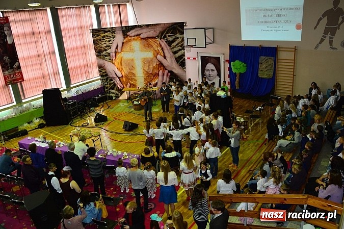 Zdjęcie w galerii na portalu naszraciborz.pl: Festiwal Pozytywnych Wartości w Bieńkowicach wiadomości z regionu