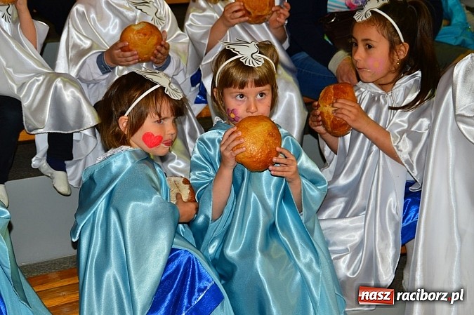 Zdjęcie w galerii na portalu naszraciborz.pl: Festiwal Pozytywnych Wartości w Bieńkowicach wiadomości z regionu