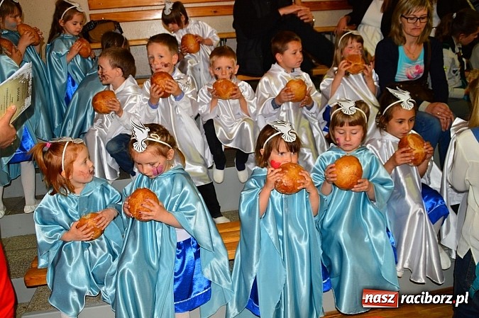 Zdjęcie w galerii na portalu naszraciborz.pl: Festiwal Pozytywnych Wartości w Bieńkowicach wiadomości z regionu