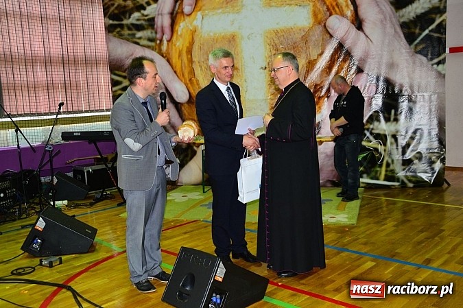 Zdjęcie w galerii na portalu naszraciborz.pl: Festiwal Pozytywnych Wartości w Bieńkowicach wiadomości z regionu