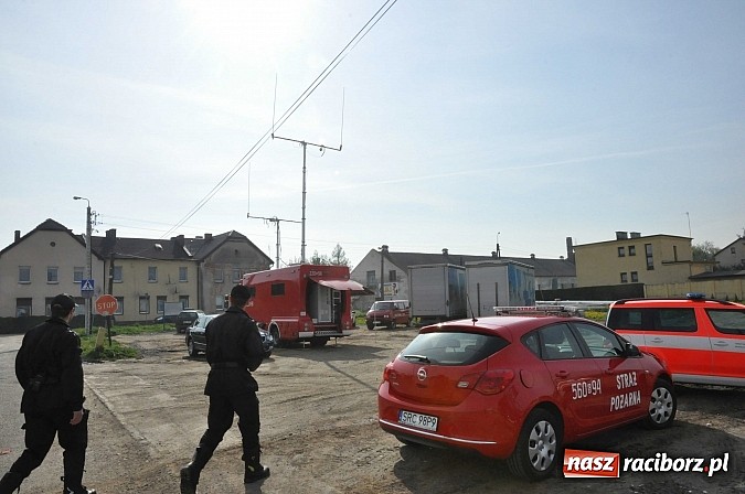 Zdjęcie w galerii na portalu naszraciborz.pl: Pożar hali produkcyjnej w Kornicach. Wielkie ćwiczenia raciborskich strażaków wiadomości z regionu