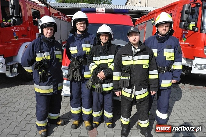 Zdjęcie w galerii na portalu naszraciborz.pl: Pożar hali produkcyjnej w Kornicach. Wielkie ćwiczenia raciborskich strażaków wiadomości z regionu