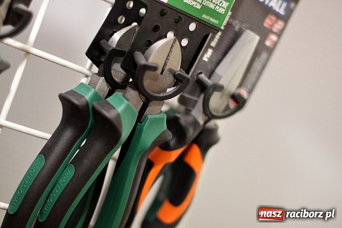 Zdjęcie w galerii na portalu naszraciborz.pl: Podłącz się do elektryczności z hurtownią Elektroart! wiadomości z regionu