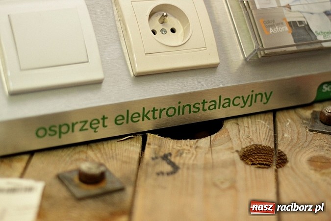 Zdjęcie w galerii na portalu naszraciborz.pl: Podłącz się do elektryczności z hurtownią Elektroart! wiadomości z regionu