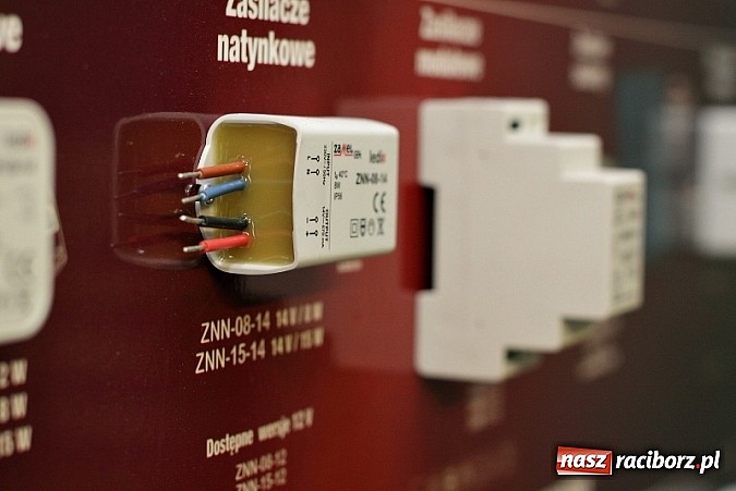 Zdjęcie w galerii na portalu naszraciborz.pl: Podłącz się do elektryczności z hurtownią Elektroart! wiadomości z regionu