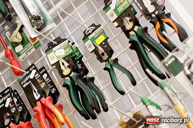 Zdjęcie w galerii na portalu naszraciborz.pl: Podłącz się do elektryczności z hurtownią Elektroart! wiadomości z regionu