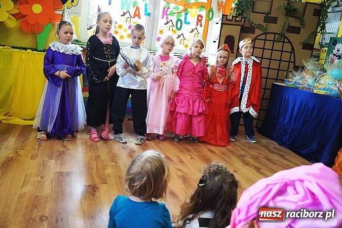 Zdjęcie w galerii na portalu naszraciborz.pl: Kolorowy zawrót głowy w Przedszkolu w Nędzy wiadomości z regionu