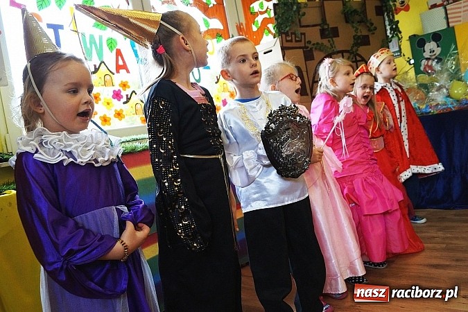 Zdjęcie w galerii na portalu naszraciborz.pl: Kolorowy zawrót głowy w Przedszkolu w Nędzy wiadomości z regionu