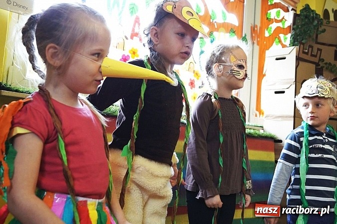 Zdjęcie w galerii na portalu naszraciborz.pl: Kolorowy zawrót głowy w Przedszkolu w Nędzy wiadomości z regionu