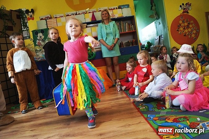 Zdjęcie w galerii na portalu naszraciborz.pl: Kolorowy zawrót głowy w Przedszkolu w Nędzy wiadomości z regionu