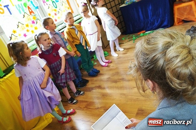 Zdjęcie w galerii na portalu naszraciborz.pl: Kolorowy zawrót głowy w Przedszkolu w Nędzy wiadomości z regionu