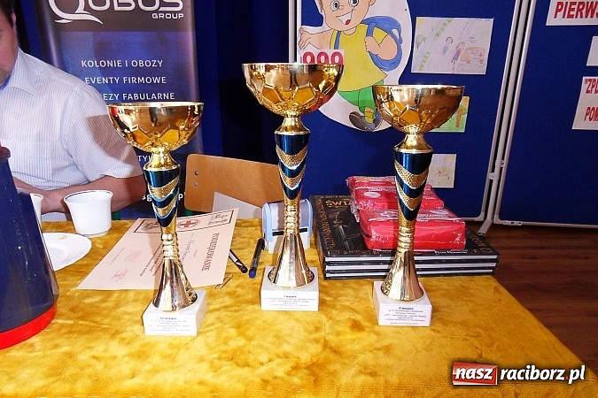 Zdjęcie w galerii na portalu naszraciborz.pl: ZPD – Zatrzymaj się, pomyśl, działaj – wojewódzki konkurs pierwszej pomocy już po raz siódmy w SP 18  wiadomości z regionu