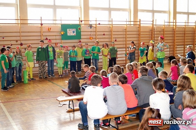 Zdjęcie w galerii na portalu naszraciborz.pl: Dzień Ziemi w ZSP nr 1 wiadomości z regionu