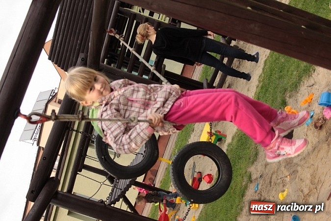 Zdjęcie w galerii na portalu naszraciborz.pl: Rodzinnie i przedmajówkowo w Wojnowicach wiadomości z regionu