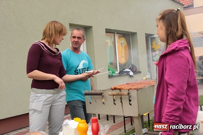 Zdjęcie w galerii na portalu naszraciborz.pl: Rodzinnie i przedmajówkowo w Wojnowicach wiadomości z regionu