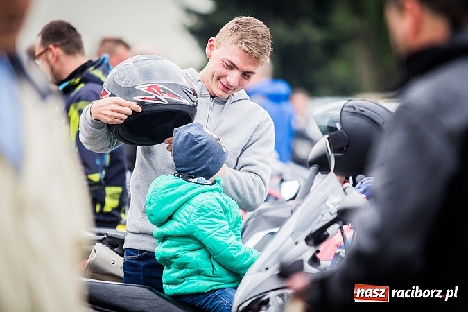 Zdjęcie w galerii na portalu naszraciborz.pl: Raciborska parada motocyklistów - FOTO i WIDEO wiadomości z regionu