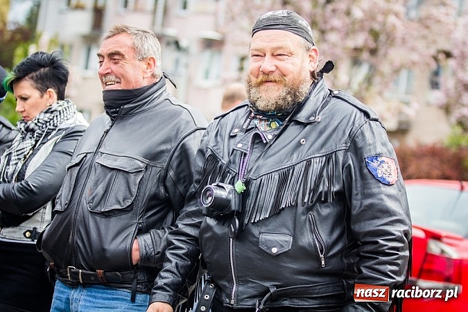 Zdjęcie w galerii na portalu naszraciborz.pl: Raciborska parada motocyklistów - FOTO i WIDEO wiadomości z regionu