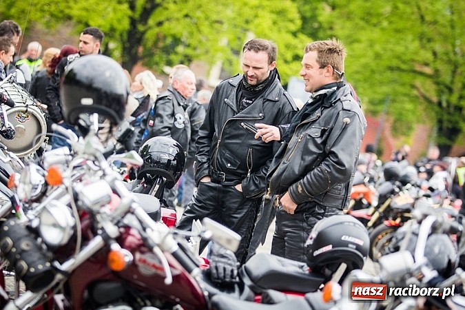 Zdjęcie w galerii na portalu naszraciborz.pl: Raciborska parada motocyklistów - FOTO i WIDEO wiadomości z regionu