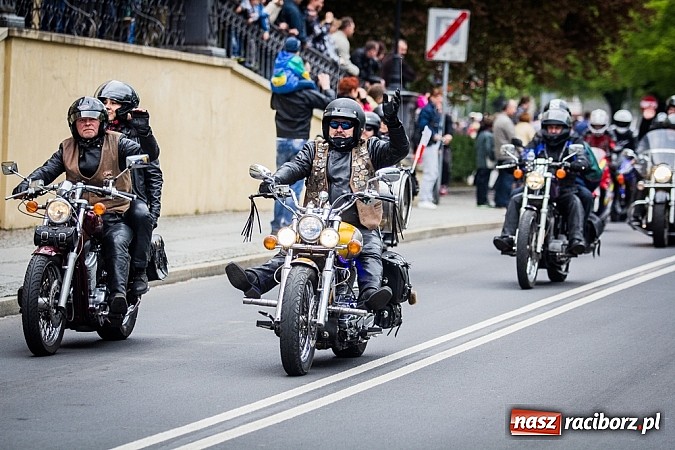 Zdjęcie w galerii na portalu naszraciborz.pl: Raciborska parada motocyklistów - FOTO i WIDEO wiadomości z regionu