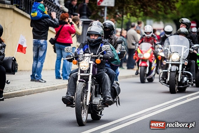 Zdjęcie w galerii na portalu naszraciborz.pl: Raciborska parada motocyklistów - FOTO i WIDEO wiadomości z regionu