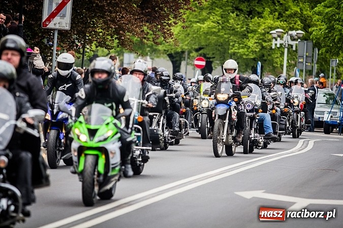 Zdjęcie w galerii na portalu naszraciborz.pl: Raciborska parada motocyklistów - FOTO i WIDEO wiadomości z regionu