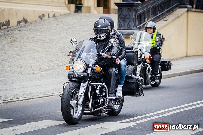 Zdjęcie w galerii na portalu naszraciborz.pl: Raciborska parada motocyklistów - FOTO i WIDEO wiadomości z regionu