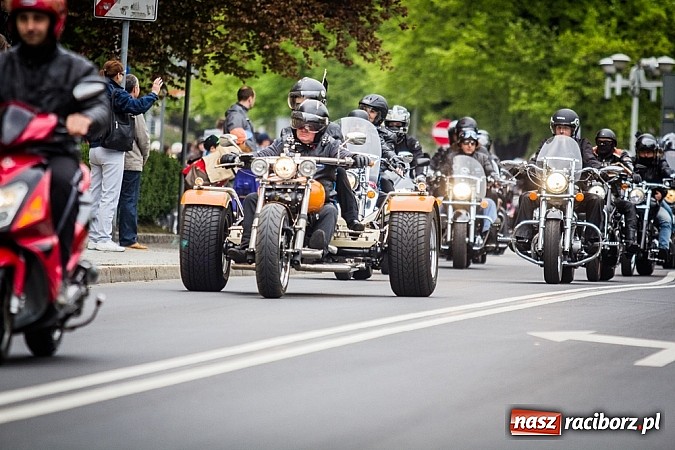 Zdjęcie w galerii na portalu naszraciborz.pl: Raciborska parada motocyklistów - FOTO i WIDEO wiadomości z regionu