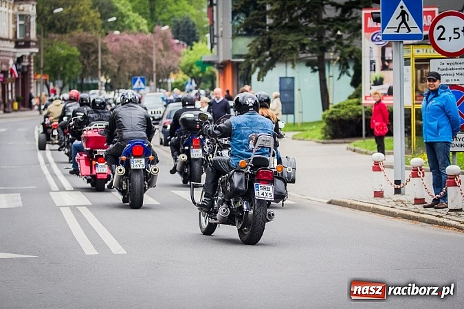 Zdjęcie w galerii na portalu naszraciborz.pl: Raciborska parada motocyklistów - FOTO i WIDEO wiadomości z regionu