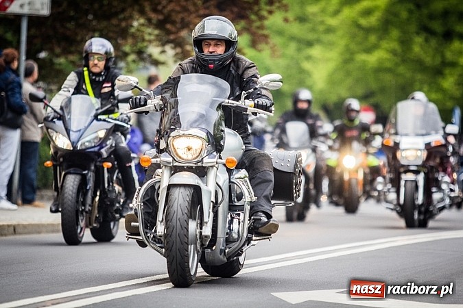 Zdjęcie w galerii na portalu naszraciborz.pl: Raciborska parada motocyklistów - FOTO i WIDEO wiadomości z regionu