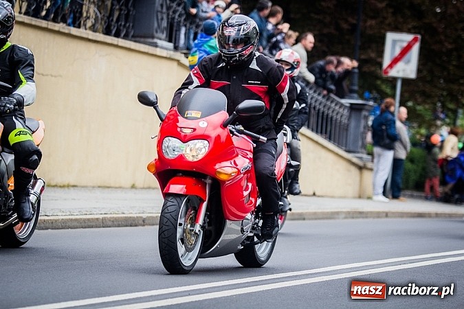 Zdjęcie w galerii na portalu naszraciborz.pl: Raciborska parada motocyklistów - FOTO i WIDEO wiadomości z regionu