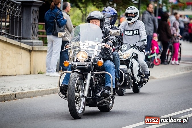 Zdjęcie w galerii na portalu naszraciborz.pl: Raciborska parada motocyklistów - FOTO i WIDEO wiadomości z regionu