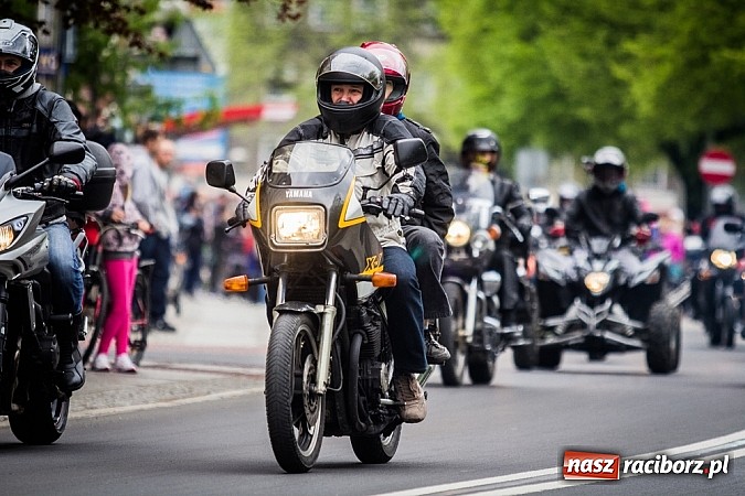 Zdjęcie w galerii na portalu naszraciborz.pl: Raciborska parada motocyklistów - FOTO i WIDEO wiadomości z regionu