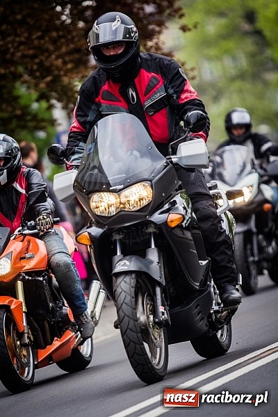 Zdjęcie w galerii na portalu naszraciborz.pl: Raciborska parada motocyklistów - FOTO i WIDEO wiadomości z regionu