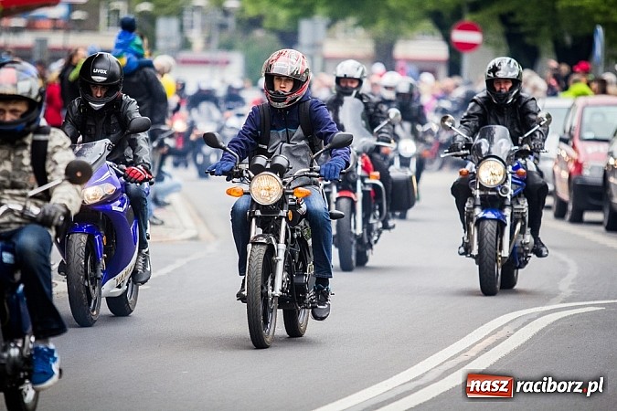 Zdjęcie w galerii na portalu naszraciborz.pl: Raciborska parada motocyklistów - FOTO i WIDEO wiadomości z regionu