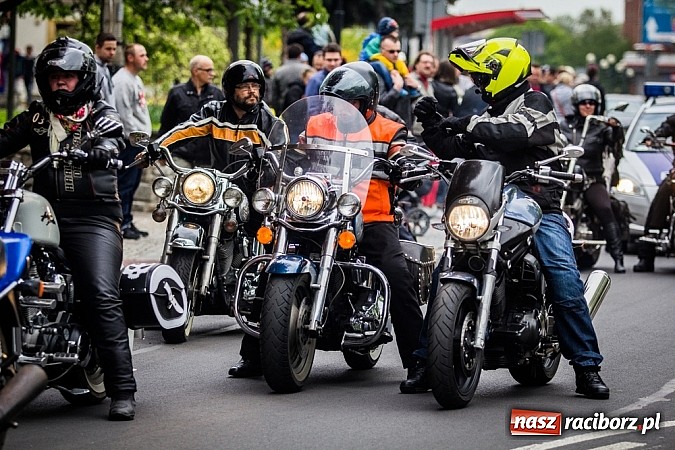 Zdjęcie w galerii na portalu naszraciborz.pl: Raciborska parada motocyklistów - FOTO i WIDEO wiadomości z regionu