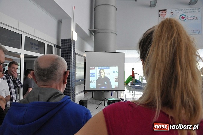 Zdjęcie w galerii na portalu naszraciborz.pl: Pływanie. Benefis Kasi Dulian wiadomości z regionu
