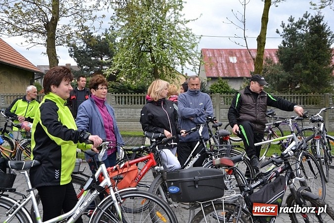 Zdjęcie w galerii na portalu naszraciborz.pl: Inauguracja sezonu rowerowego i nordic walking w gminie Krzyżanowice wiadomości z regionu