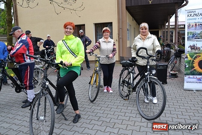 Zdjęcie w galerii na portalu naszraciborz.pl: Inauguracja sezonu rowerowego i nordic walking w gminie Krzyżanowice wiadomości z regionu