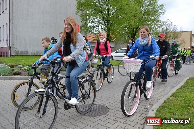 Zdjęcie w galerii na portalu naszraciborz.pl: Inauguracja sezonu rowerowego i nordic walking w gminie Krzyżanowice wiadomości z regionu
