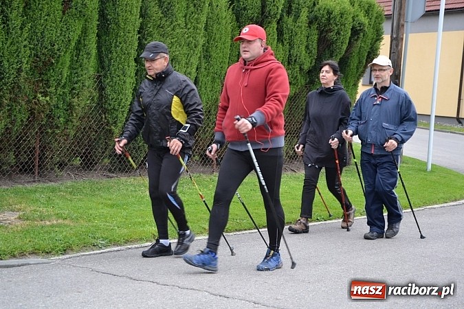 Zdjęcie w galerii na portalu naszraciborz.pl: Inauguracja sezonu rowerowego i nordic walking w gminie Krzyżanowice wiadomości z regionu