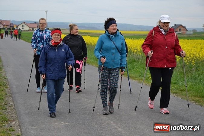 Zdjęcie w galerii na portalu naszraciborz.pl: Inauguracja sezonu rowerowego i nordic walking w gminie Krzyżanowice wiadomości z regionu