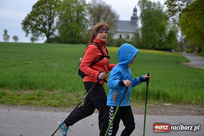 Zdjęcie w galerii na portalu naszraciborz.pl: Inauguracja sezonu rowerowego i nordic walking w gminie Krzyżanowice wiadomości z regionu