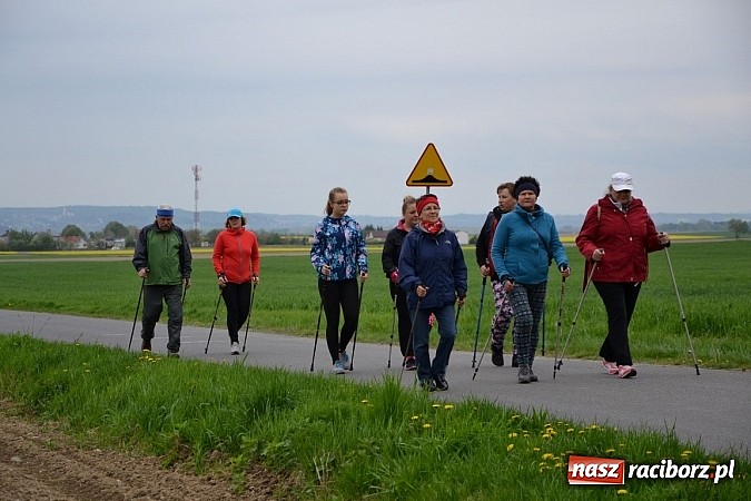 Zdjęcie w galerii na portalu naszraciborz.pl: Inauguracja sezonu rowerowego i nordic walking w gminie Krzyżanowice wiadomości z regionu