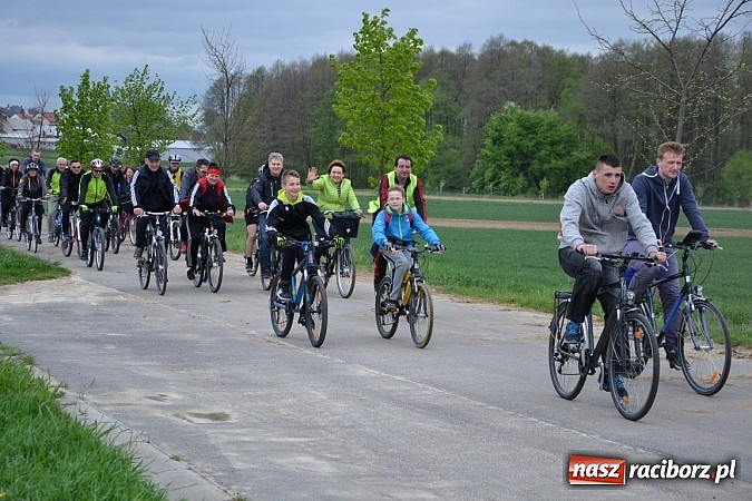 Zdjęcie w galerii na portalu naszraciborz.pl: Inauguracja sezonu rowerowego i nordic walking w gminie Krzyżanowice wiadomości z regionu