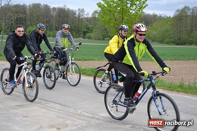 Zdjęcie w galerii na portalu naszraciborz.pl: Inauguracja sezonu rowerowego i nordic walking w gminie Krzyżanowice wiadomości z regionu