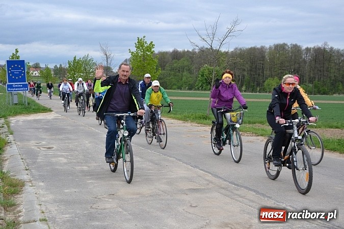 Zdjęcie w galerii na portalu naszraciborz.pl: Inauguracja sezonu rowerowego i nordic walking w gminie Krzyżanowice wiadomości z regionu