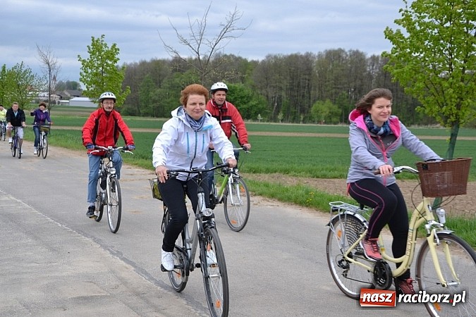 Zdjęcie w galerii na portalu naszraciborz.pl: Inauguracja sezonu rowerowego i nordic walking w gminie Krzyżanowice wiadomości z regionu